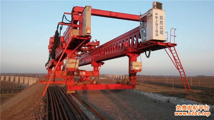 公鐵兩用架橋機(jī)8